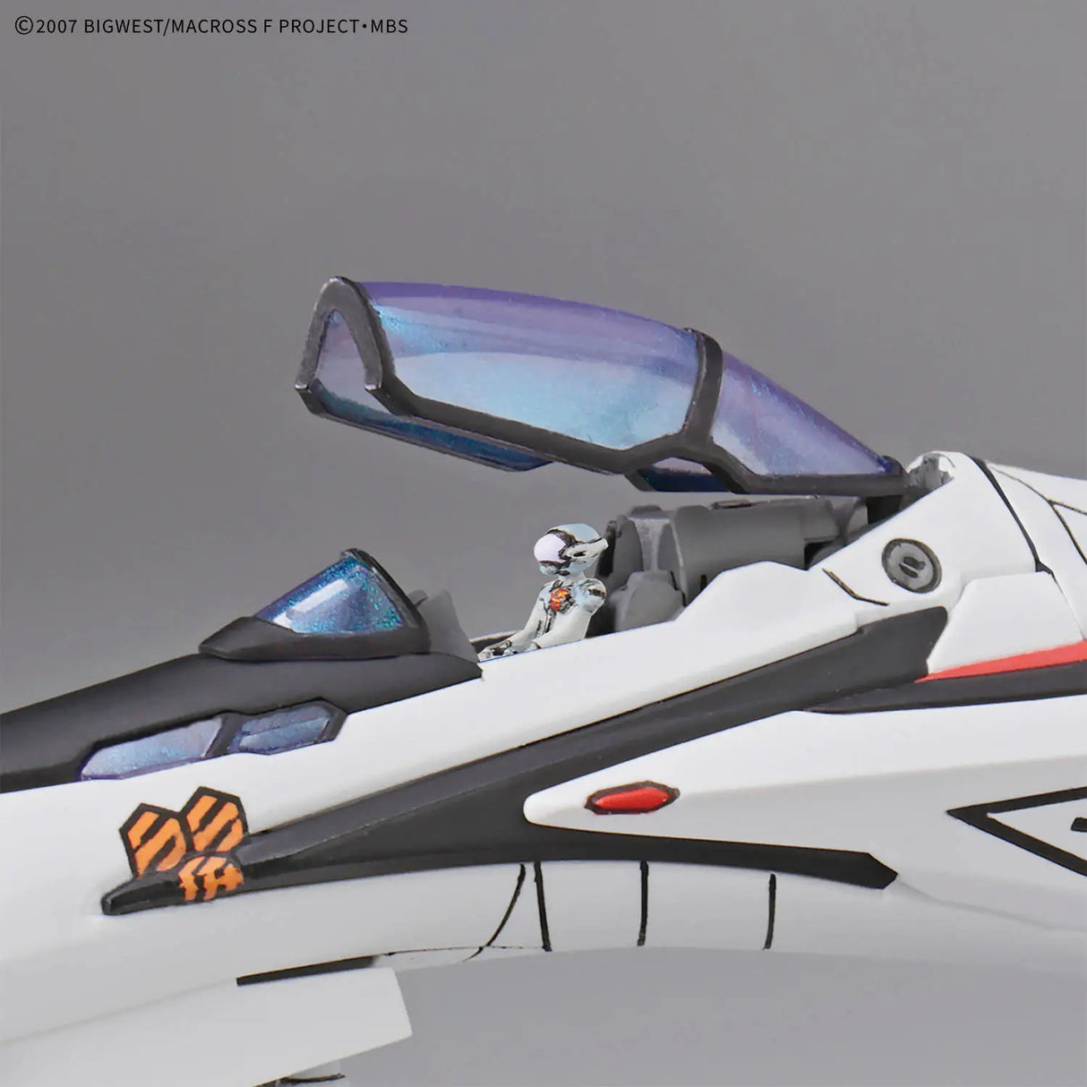 1/100 HG VF-25F Messiah Valkyrie (Alto Saotome's)