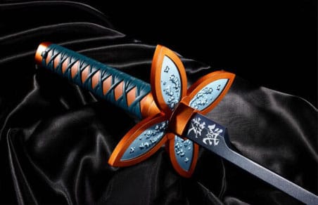 Demon Slayer: Kimetsu no Yaiba Proplica Replica 1/1 Nichirin Sword (Shinobo Kocho) 88 cm