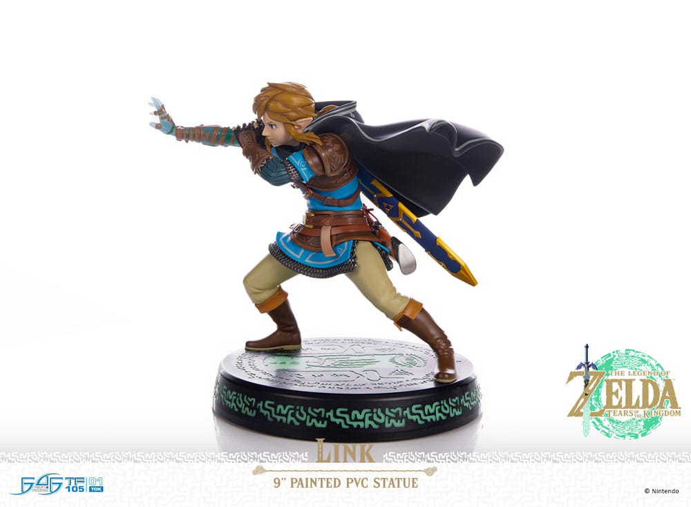 The Legend of Zelda: Tears of the Kingdom PVC Statue Link 18 cm